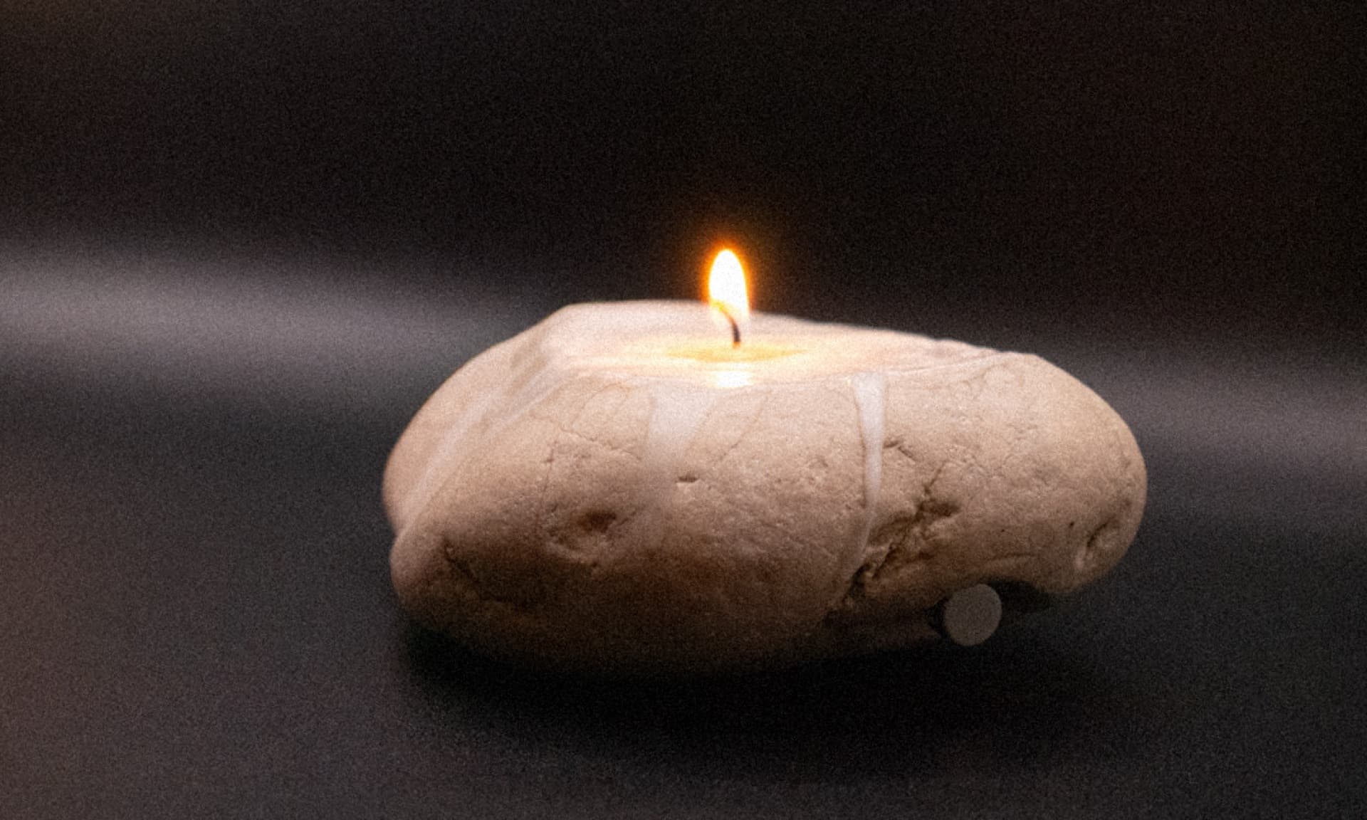 LIGHT AS A ROCK — Details, image 4